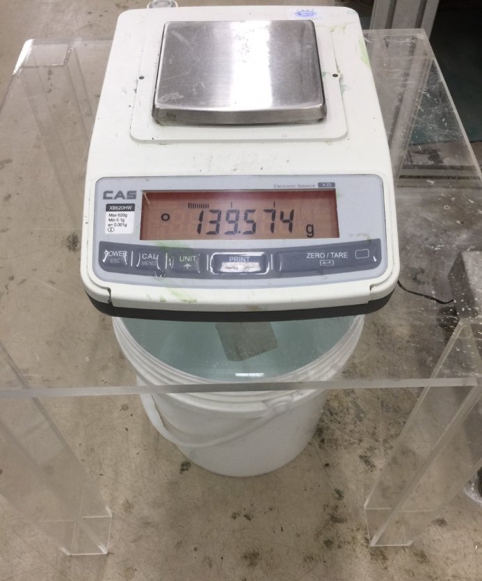 Density test using an electronic balance